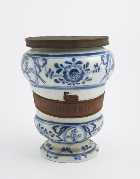 Pharmacy vase, blue and white, for pyrethrum, North Italian