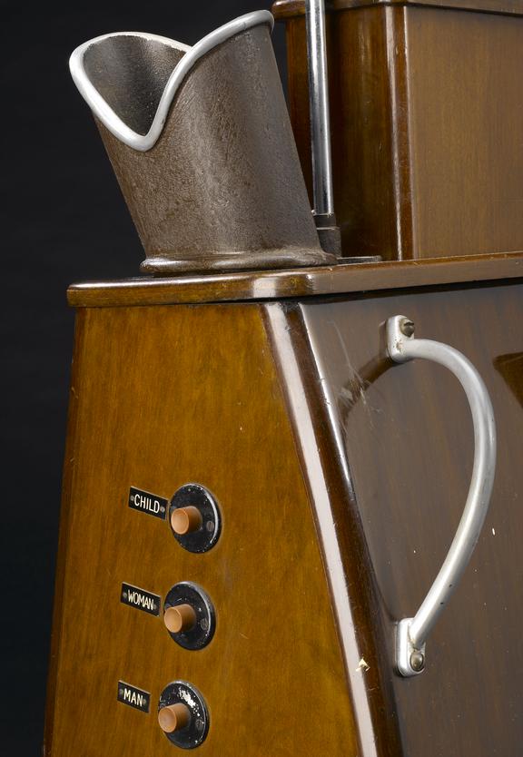 'Pedoscope' shoefitting Xray viewer Science Museum Group Collection