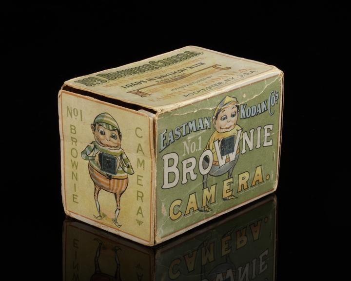 Card carton for No 1 Brownie camera Model B, with Brownie motif