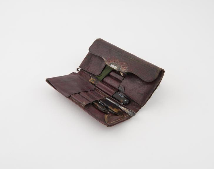 Pocket surgical instrument set