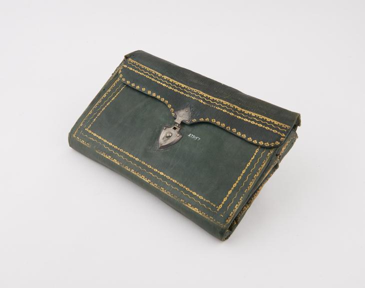 Pocket surgical instrument set