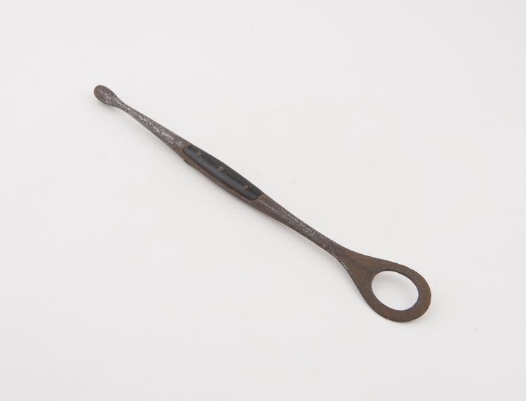 Surgical instrument