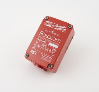 ‘Rotacam’ hinge-operated safety switch