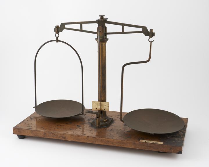 Balance, brass and wood, by Maw of London, 1880-1930