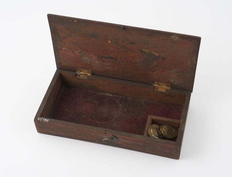 2 pairs of apothecary's scales with steel beams and brass pans