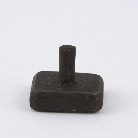 Rectangular iron weight with fixed handle (weights)