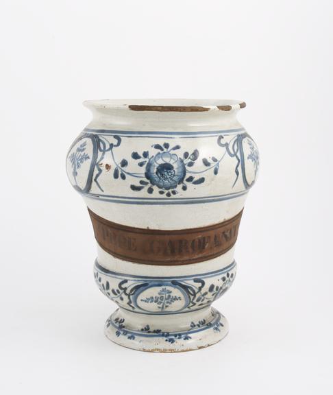Blue and white pharmacy vase, used for pepper, North Italy