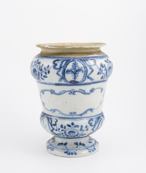 Blue and white pharmacy vase, North Italy, 1730-1830