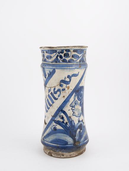 Albarello, Spanish, 18th century, blue and white