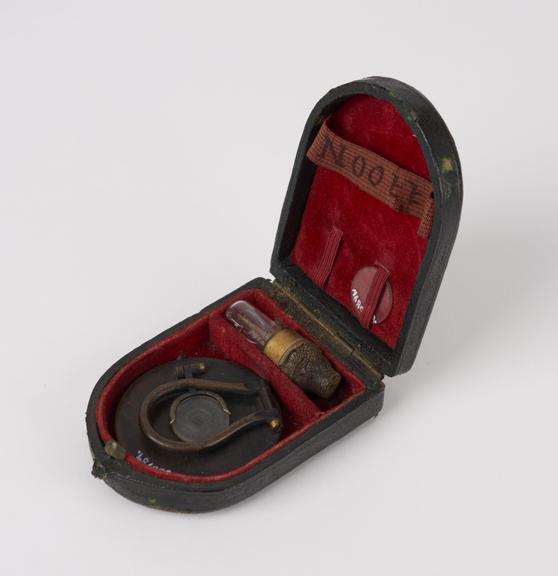 Liebreich's type ophthalmoscope in case, interchangeable lenses