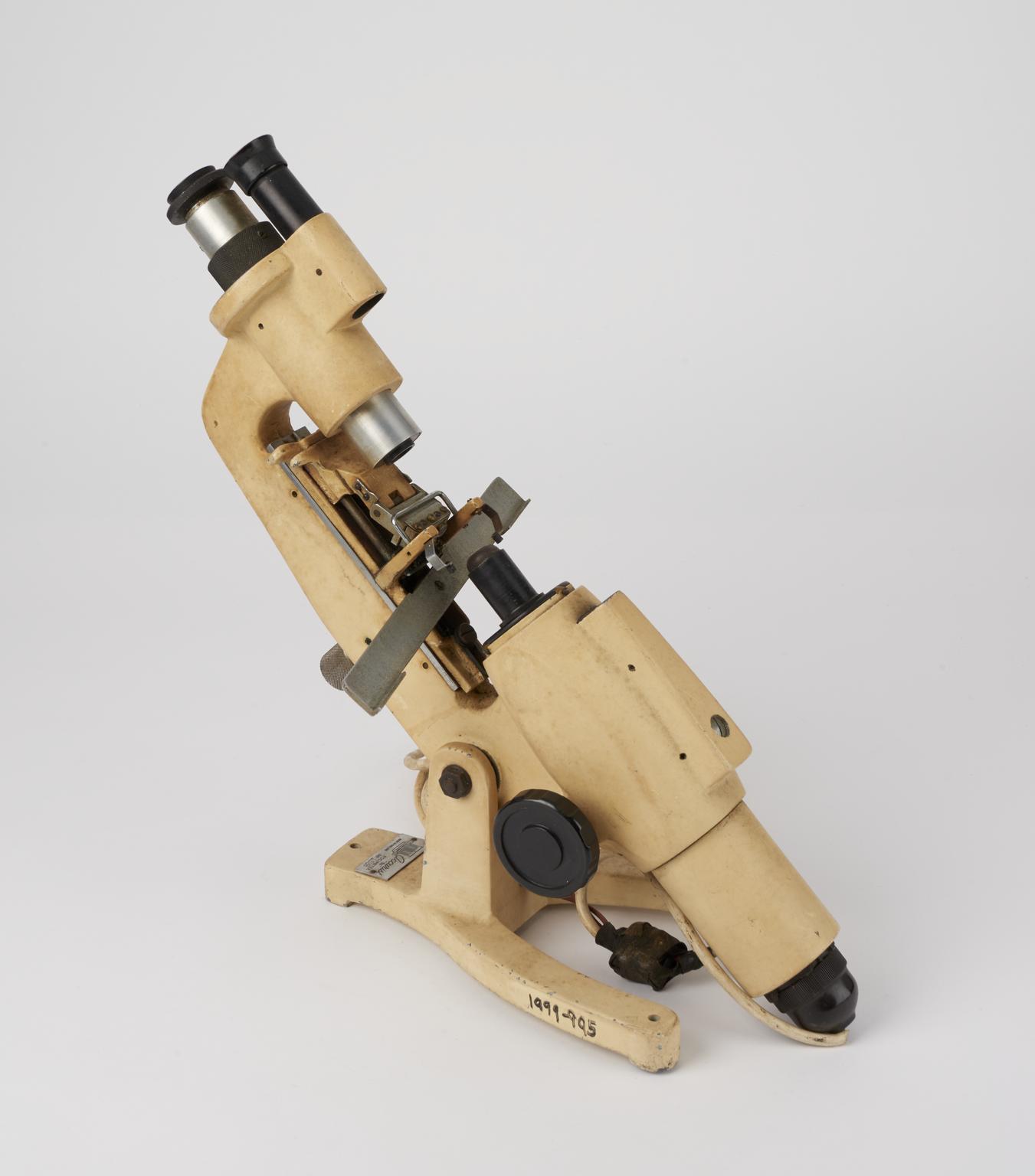 Focimeter Ink Block Single eyepiece focimeter | Science Museum Group Collection