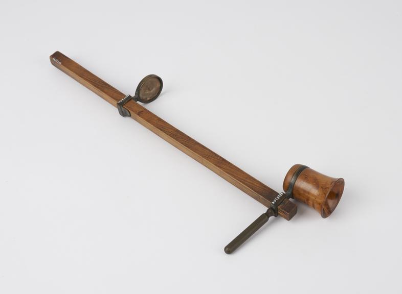 Optometer, objective or subjective, possibly English, 1851-1930