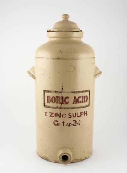 Late C19 English pharmacy jar for storage of boric acid and