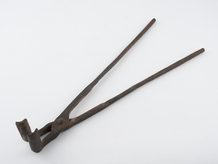 Tongs, iron, C19, European