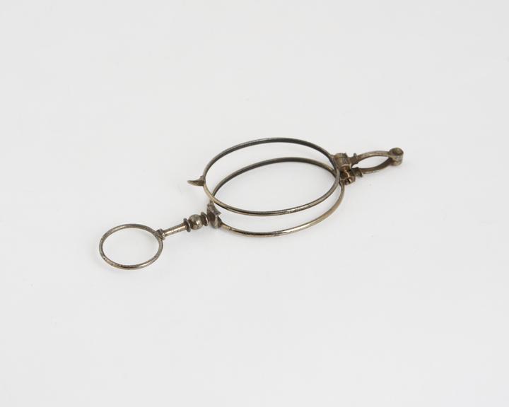 Hand folding spectacles, steel, English, 1801-1850