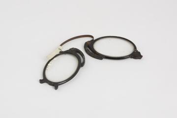 Pince nez spectacles folding