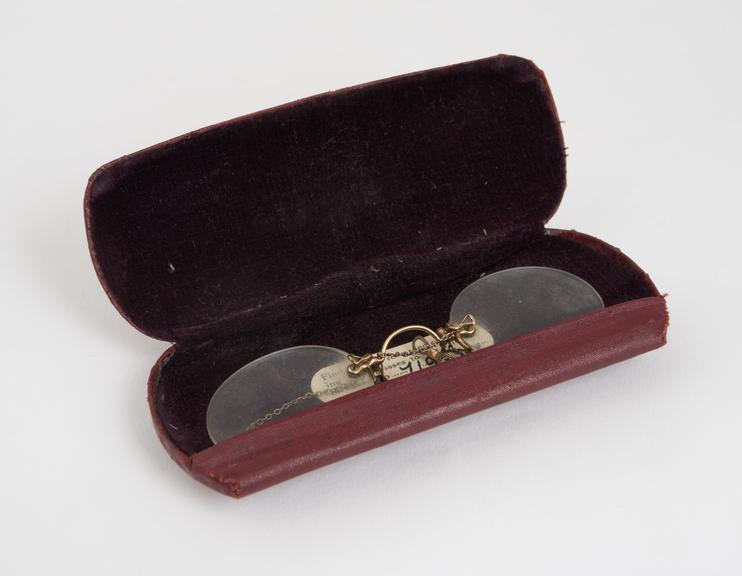 Pair of rest spectacles in case, England, 1880-1920