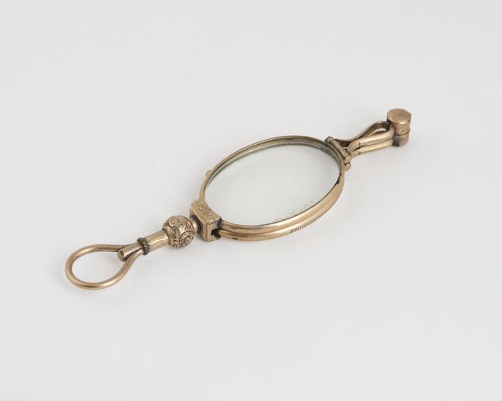 Hand, folding spectacles, gilt metal, English, 1801-1900