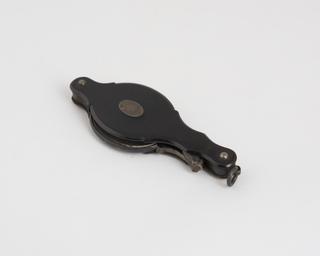 Hand, transverse folding