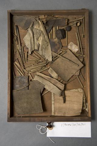 One camel hair brush, with handle