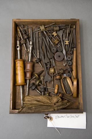 One box labelled  “Granit”