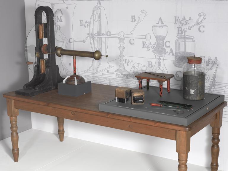 Prime conductor from plate electrostatic machine, Galvani collection