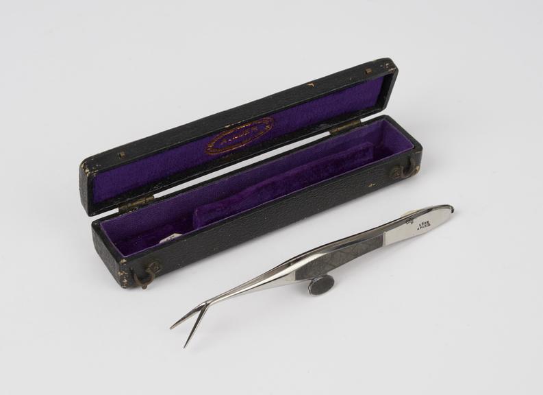 De Wecker's iris scissors, steel, in leather case