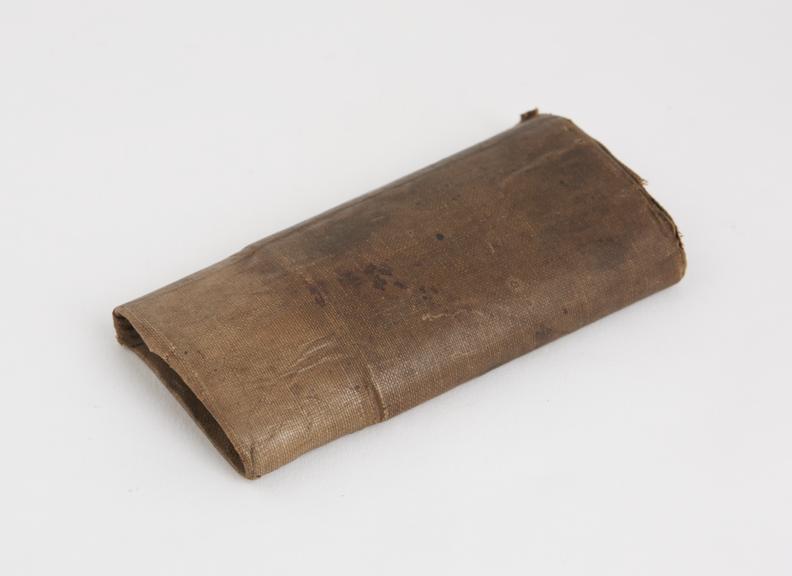 Pull off spectacle case, cardboard and linen, English, 1820-1900