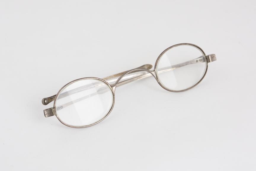 Turn pin spectacles, silver, hallmarked London, 1848