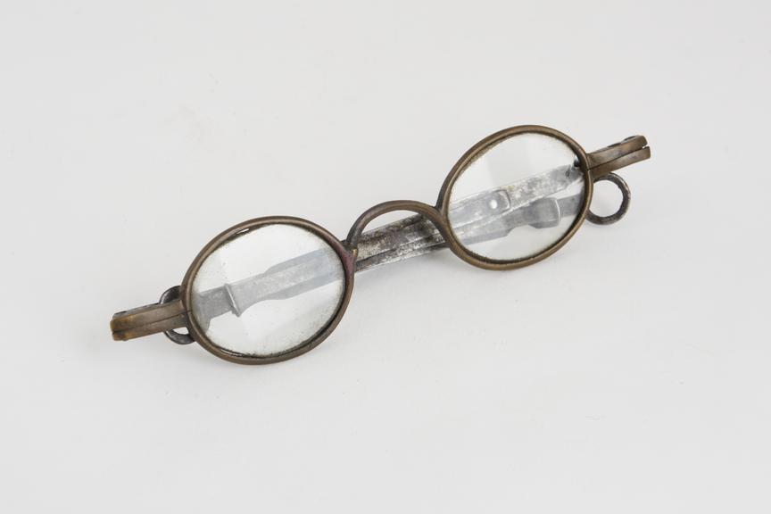 Spectacles, extending, brass front, steel extending sides