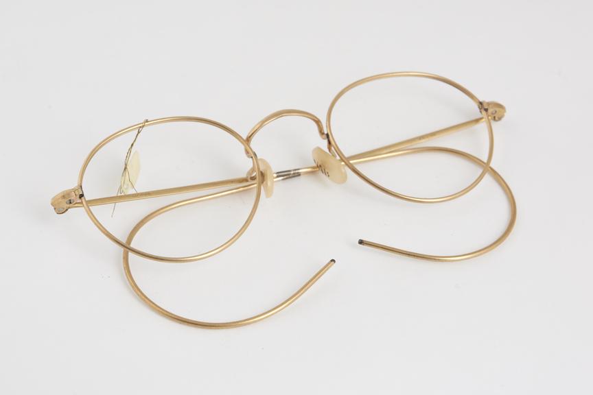 Coil spring spectacles, gold plated, made by Algha(?), English