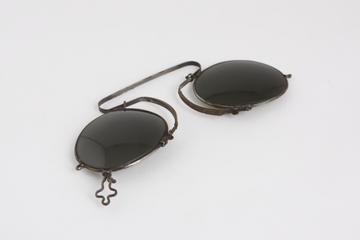 Pince nez