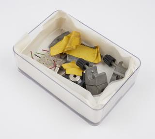 Assorted accessories for 250kv x-ray set type TFI554