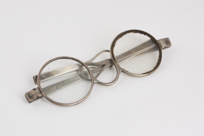 Transverse folding spectacles, silver, unmarked, English