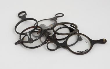 8 fragmentary parts of bow folding and scissors spectacles