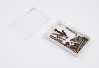 Assorted metal accessories