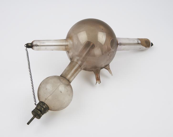 Glass X-ray tube, made by Cuthbert Andrews