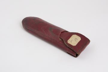 Tuck in spectacle case