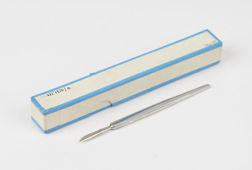 Ophthalmic knife in original carton, Hungarian, 1961-1970