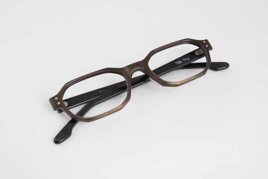 Brown plastic half frame reading spectacles, frames only