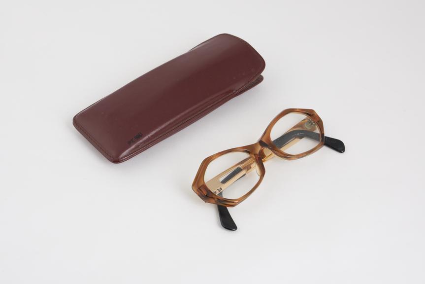 Spaectacles Pair of spectacles | Science Museum Group Collection