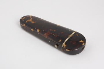 Hinged cap spectacle case