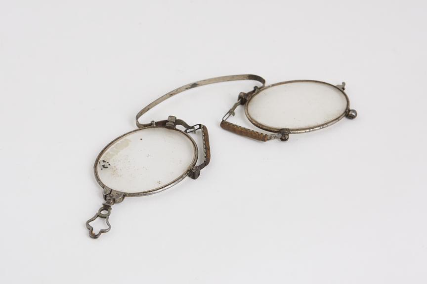 Spectacles, pince nez, folding, steel wire, A.H