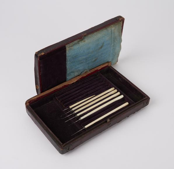 Ophthalmic instrument set, cased, probably English