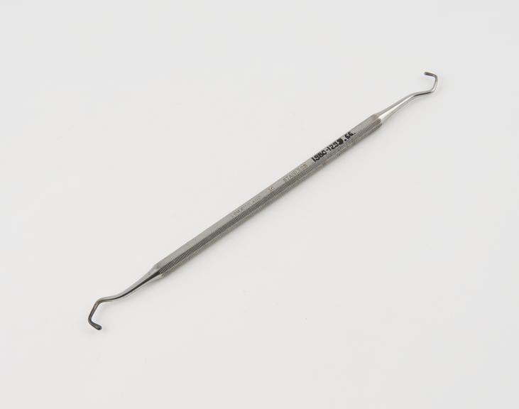 Dental plastics instrument, double ended Ladmore pattern, no