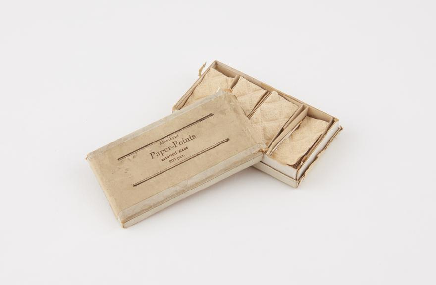 Box of bibulous paper points, Europe, 1930-1965