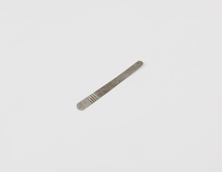 'Flexo' dividing file, steel, by the S.S. White Dental Mfg. Co