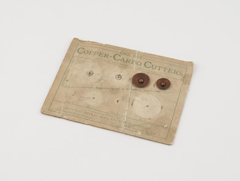 Set of copper cutting discs, for use with carborundum