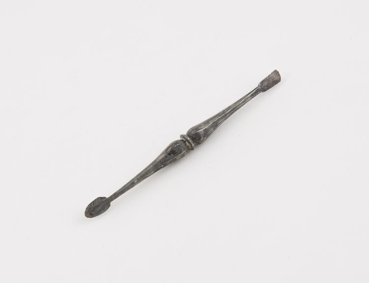 Dental descaler, double ended, steel, Europe, 1701-1800