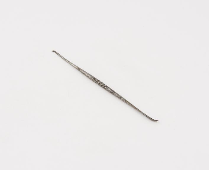 Dental descaler, double ended, steel, Europe, 1650-1800